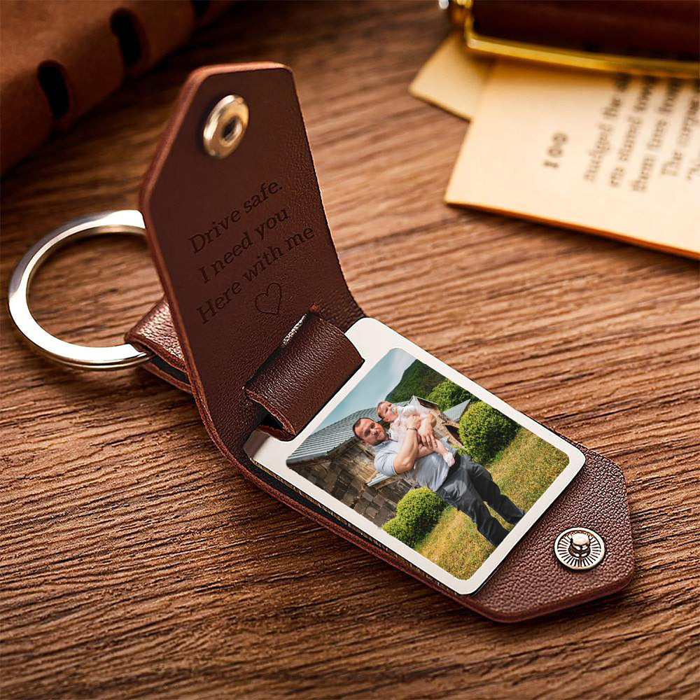 Personalized Leather Keychain - Father's Day