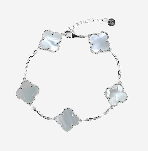 Elegance Clover Bracelet